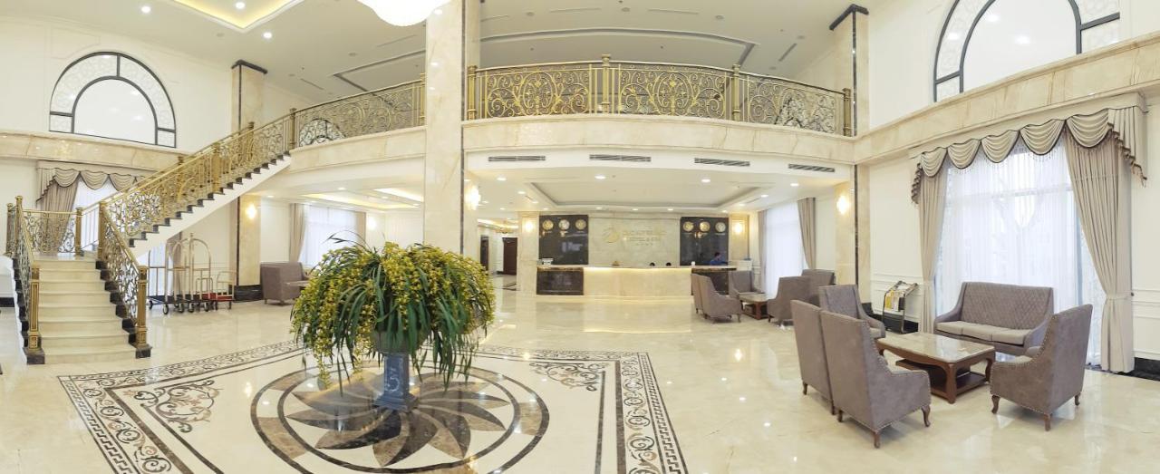 Duc Huy Grand Hotel Лао Кай Екстериор снимка